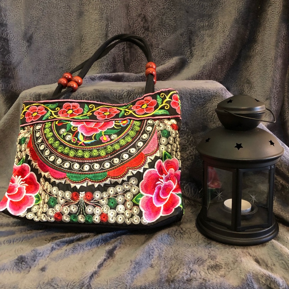 Black embroidered cloth bag - bright colors